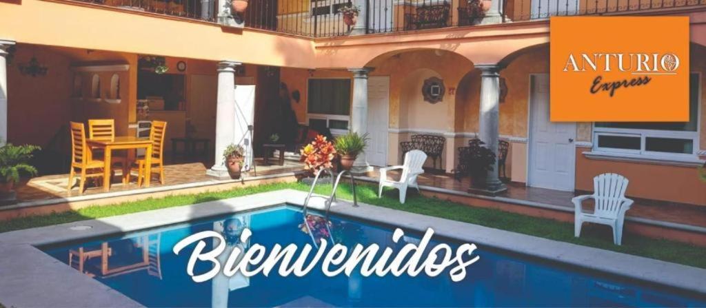 Anturio Express Hotel Cuernavaca Exterior photo